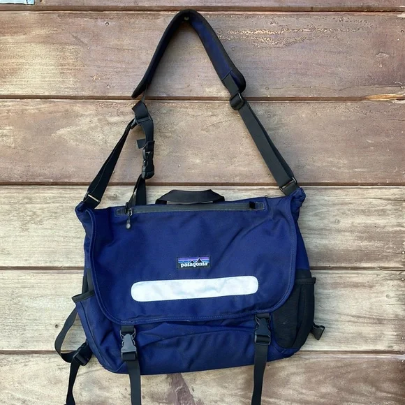 Patagonia Laptop/Messenger Bag - Picture 1 of 16